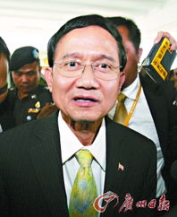 泰国数千人在曼谷示威要求总理辞职